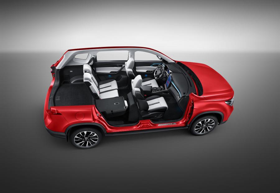 Интерьер DongFeng Forthing T5 2019 года  (фото 20 из 24)